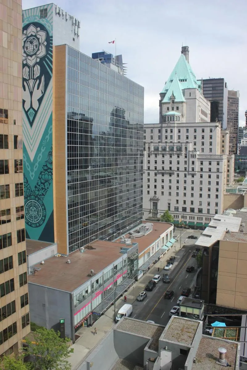 Image 6 of Your Vacation Home Downtown Vancouver