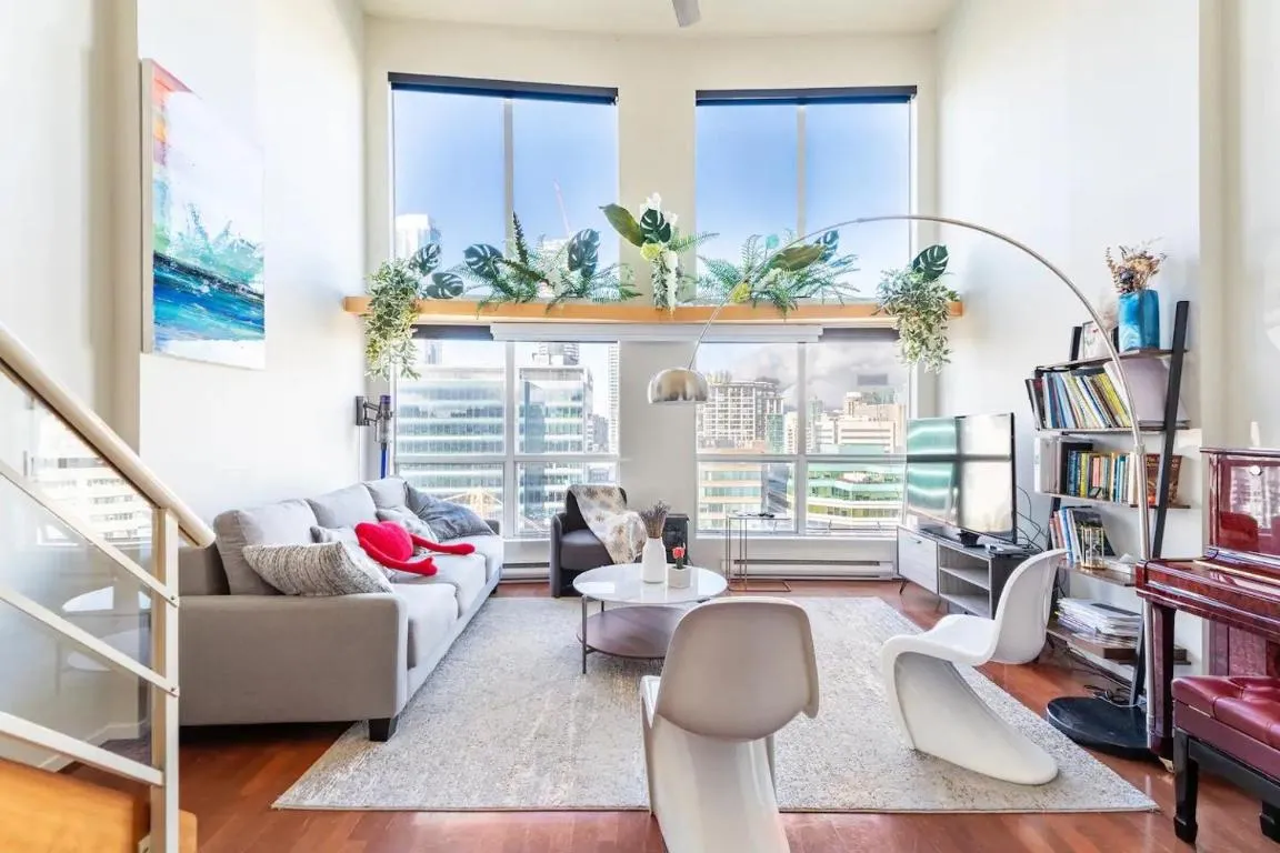 Image of loft in downtown Vancouver with free parking