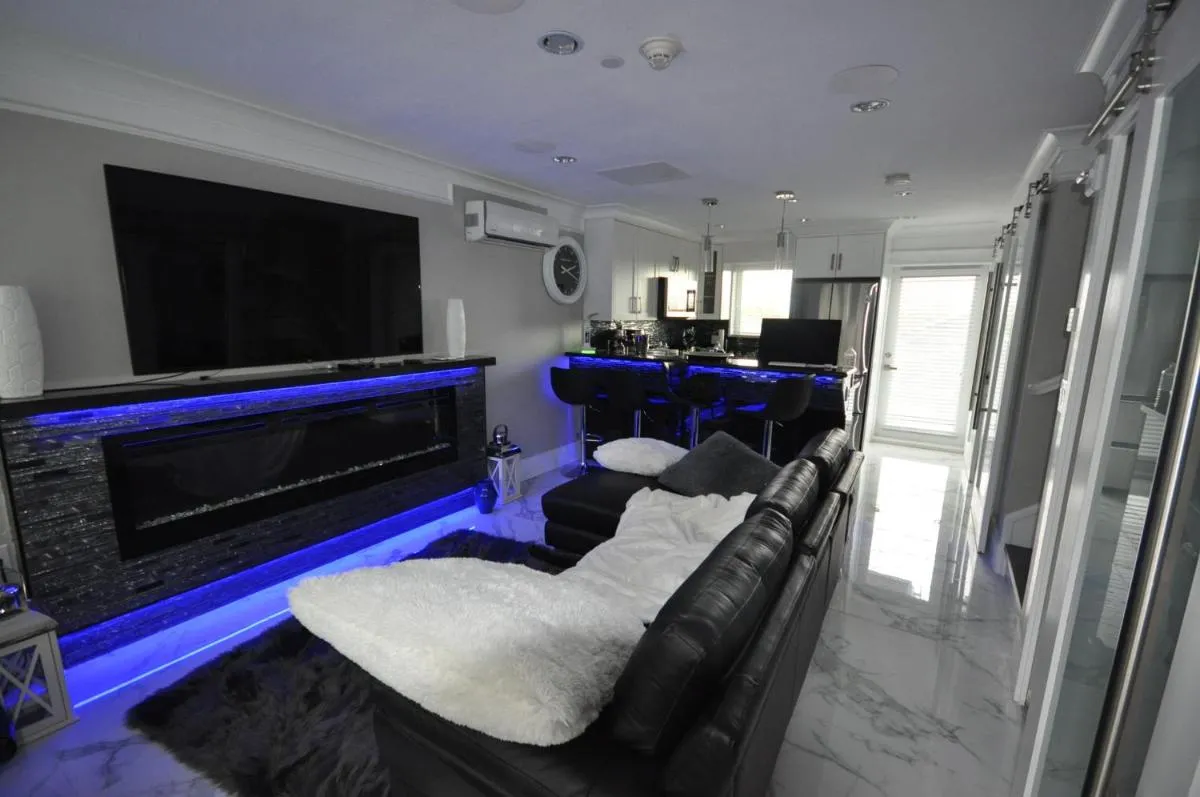 Image 1 of Beautiful Bright 3 Bed Townhouse