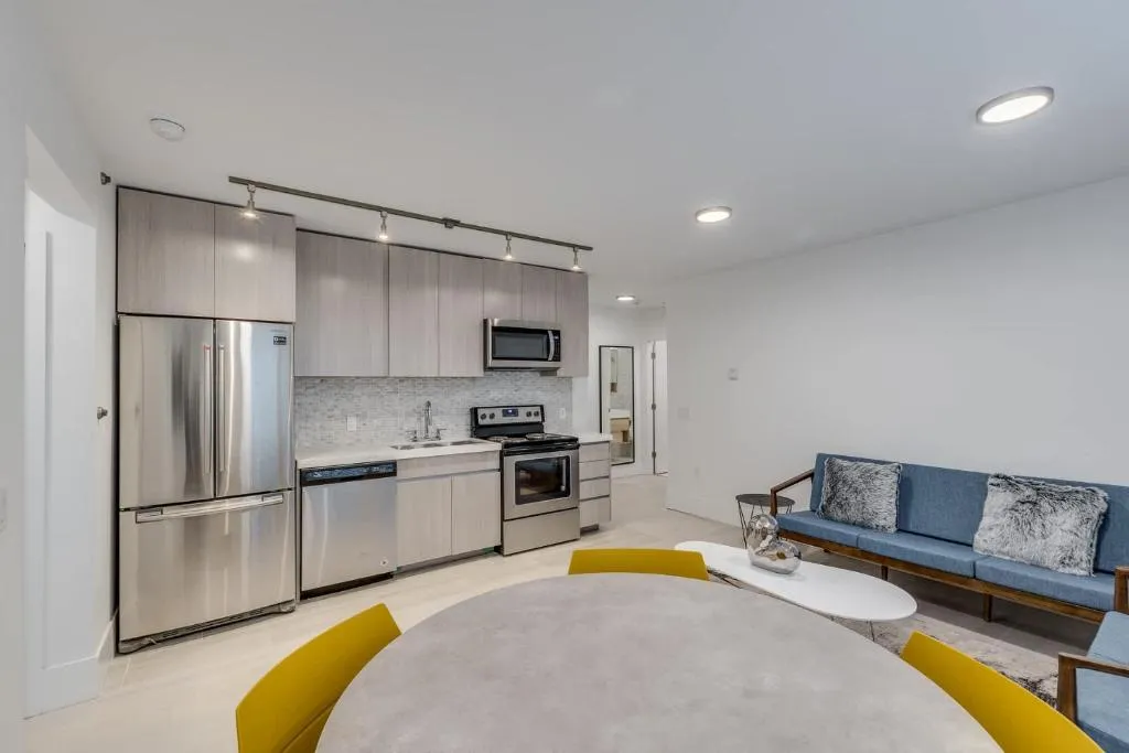 Image of Bright & Modern Apartment in a Prime Location