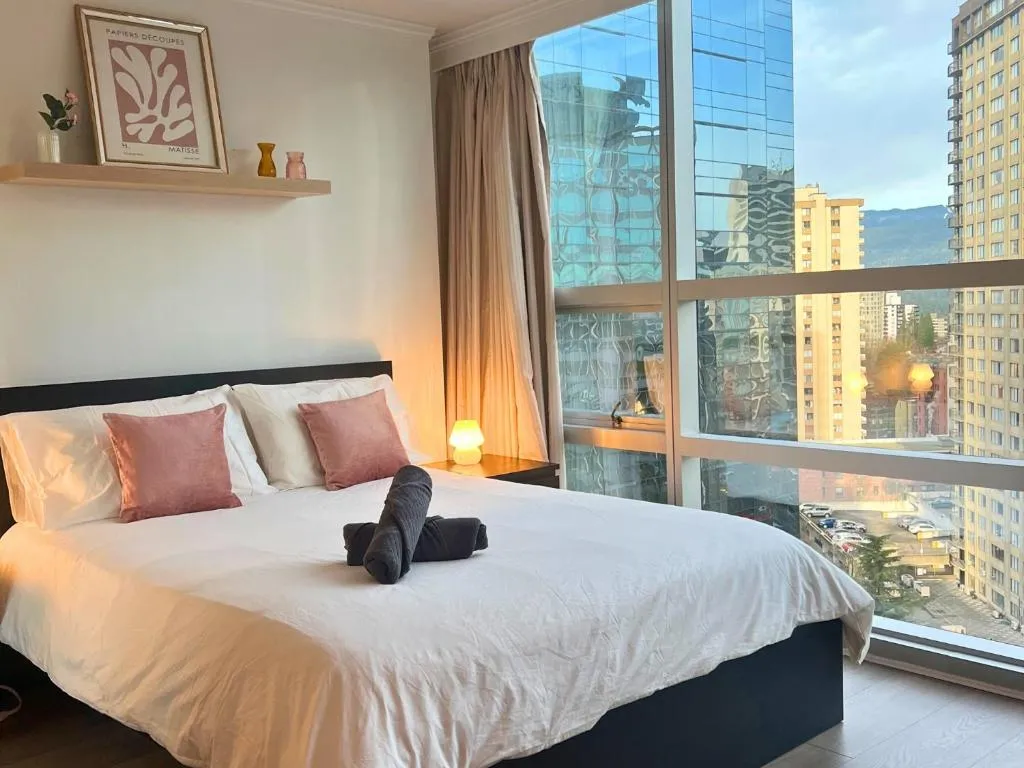 Image of City Retreat With Views in the Heart of Downtown
