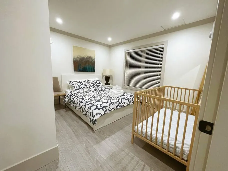 Image 1 of Entire Brand new 3 bedroom 2 bathroom Guesthouse
