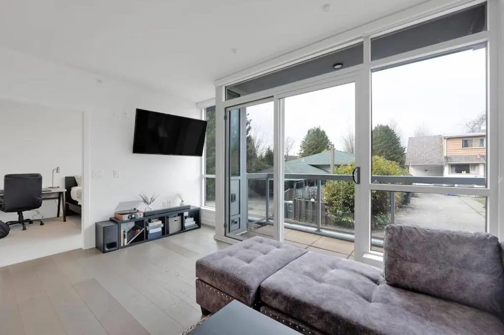 Image of Modern & Luxury Apartment in Central Location