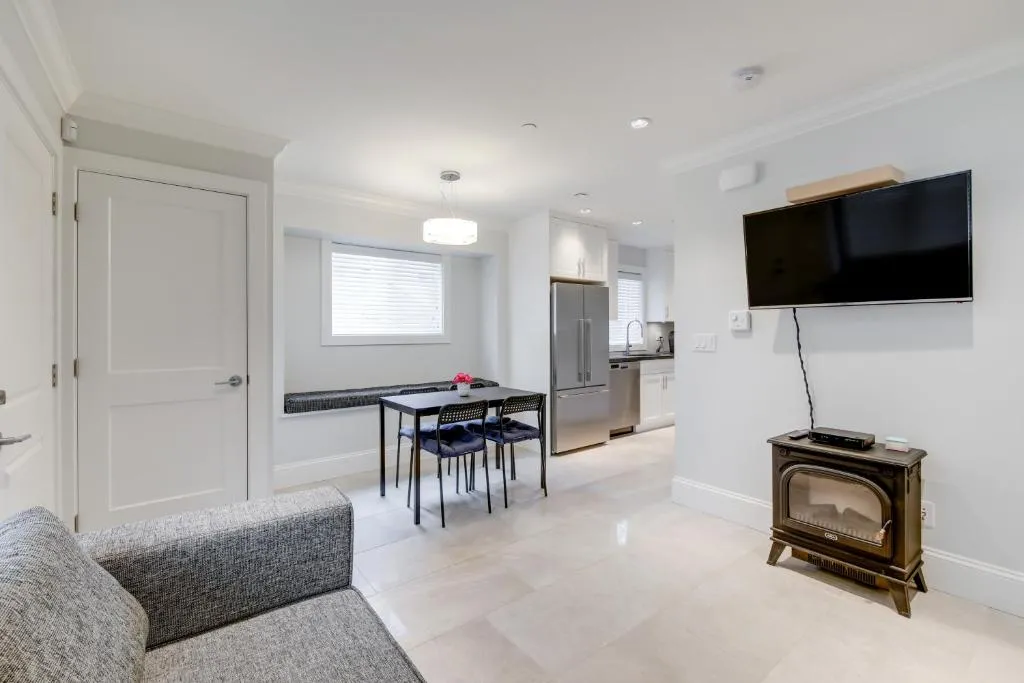 Image of New Urban Modern Main Street House