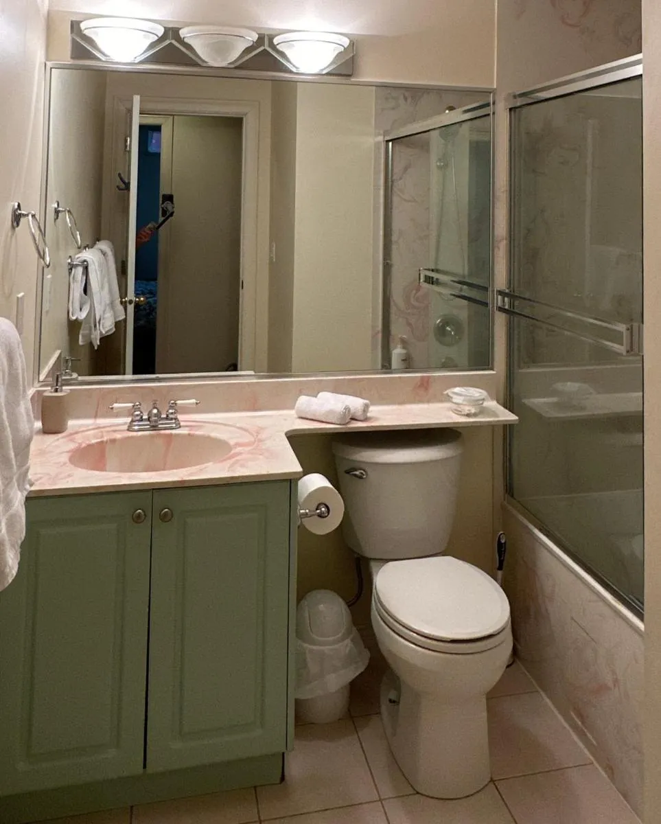 Image 3 of SixPine Suite – 2 bedroom suite
