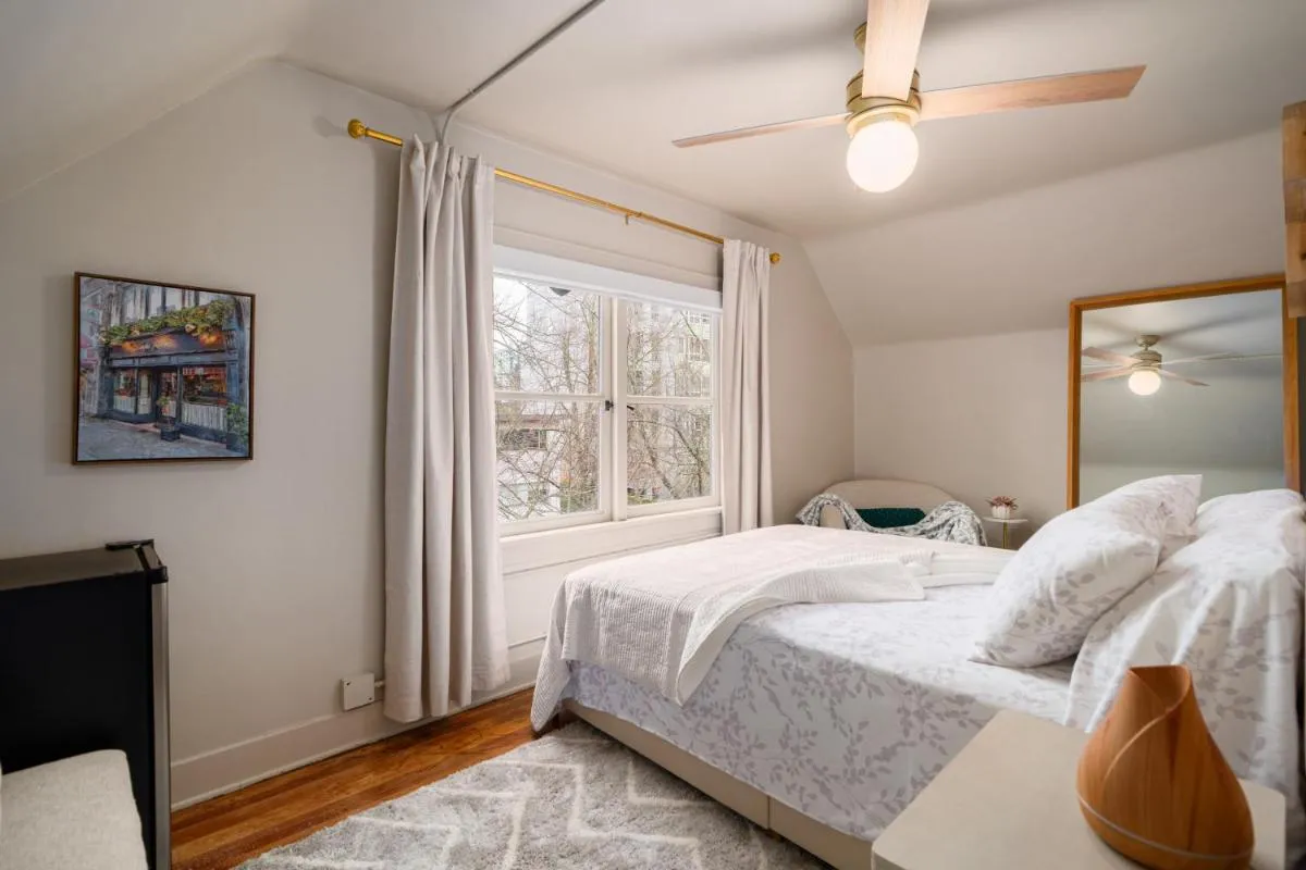 Image 5 of The Hunter House Bed and Breakfast