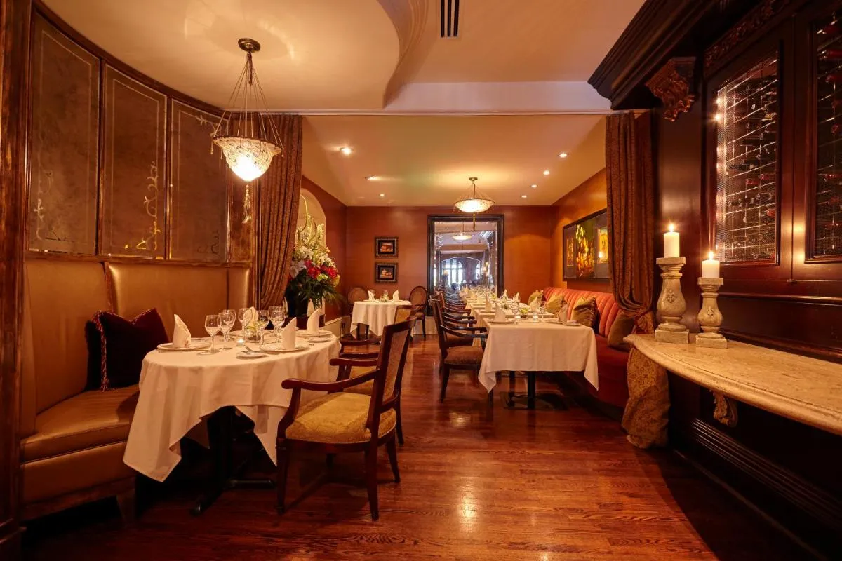 Image 3 of Wedgewood Hotel & Spa – Relais & Chateaux