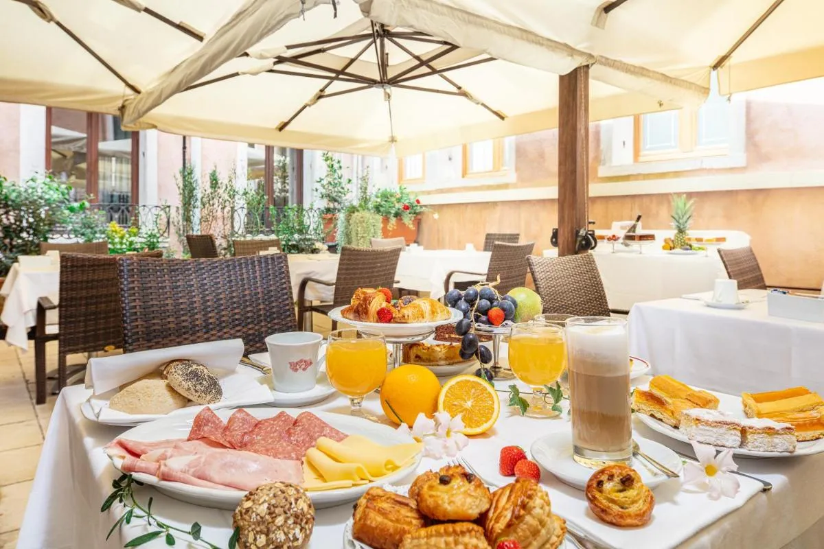 Image 2 of All’Angelo Art Hotel