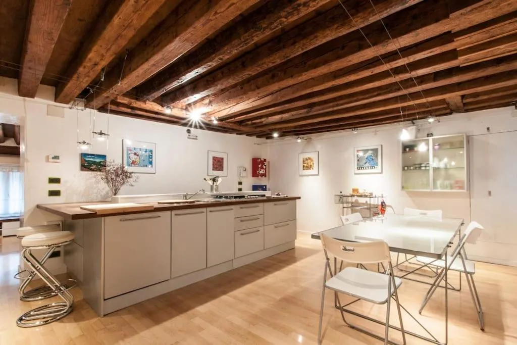 Image 3 of Bellissimo appartamento in Palazzo Storico