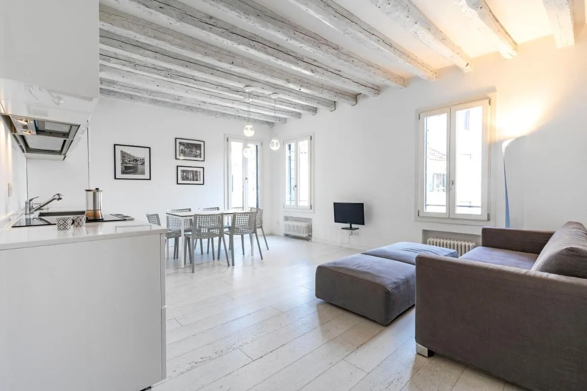 Image 4 of Black and White