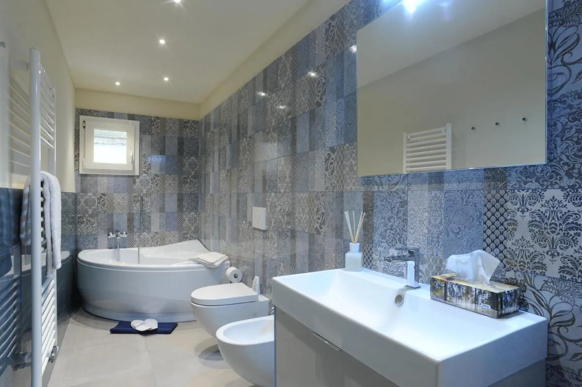 Image 1 of CA’ XXII MARZO BOUTIQUE