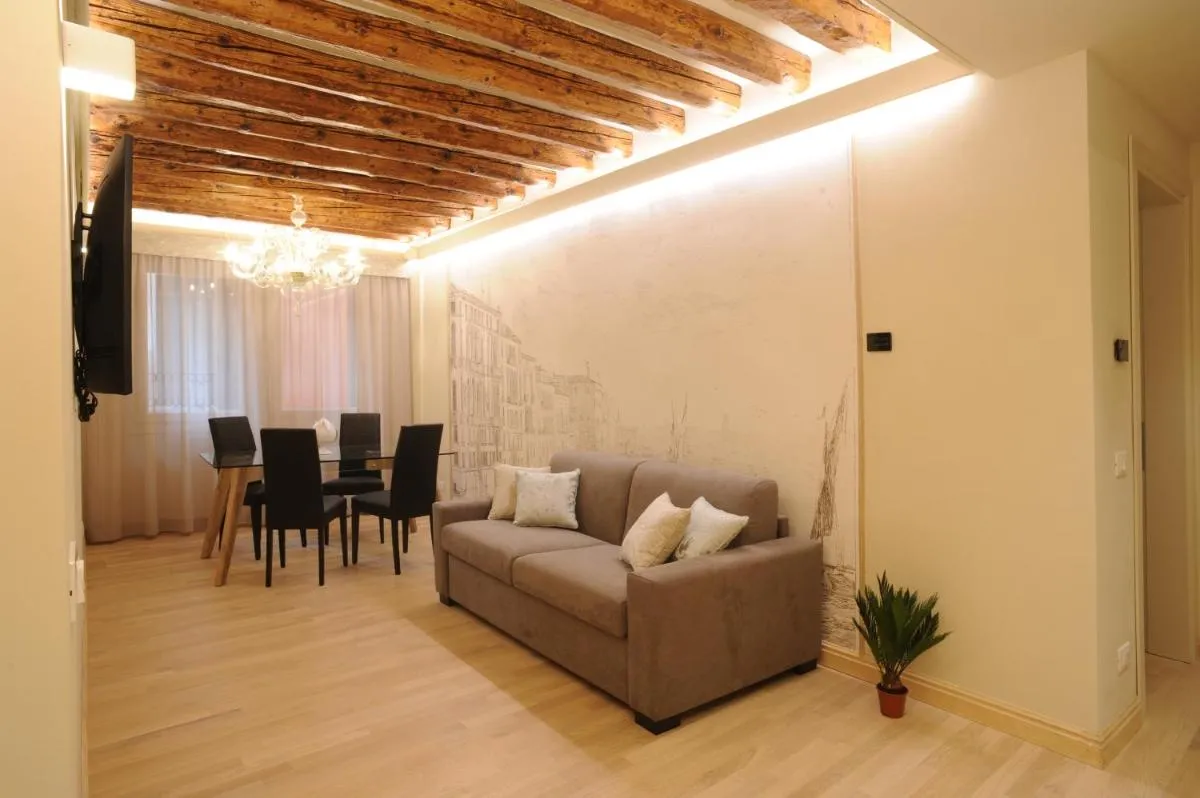 Image 4 of CA’ XXII MARZO BOUTIQUE