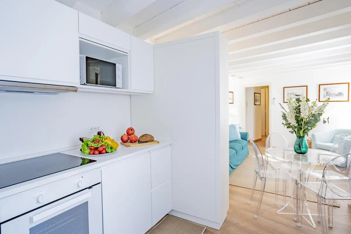 Image 3 of Ca’ Dei Musicanti 2 Charming Apt in Cannaregio