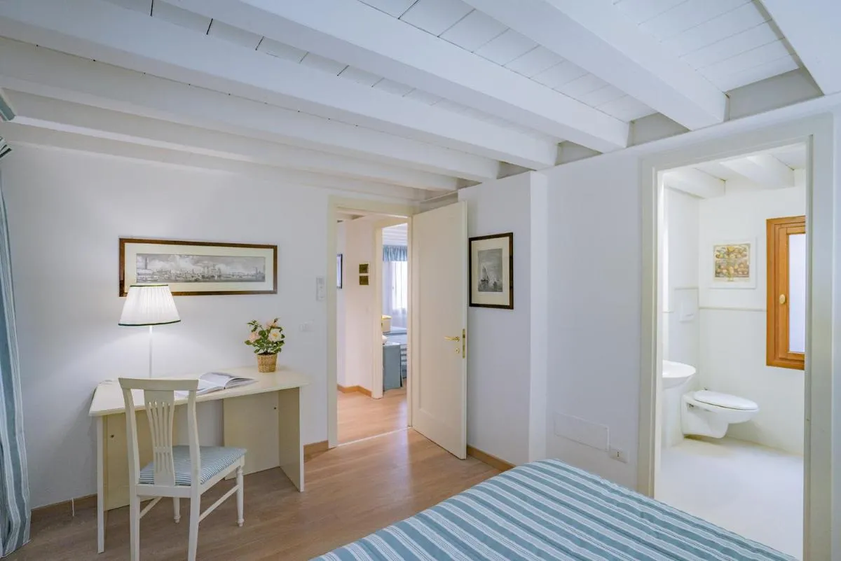 Image 2 of Ca’ Dei Musicanti 2 Charming Apt in Cannaregio