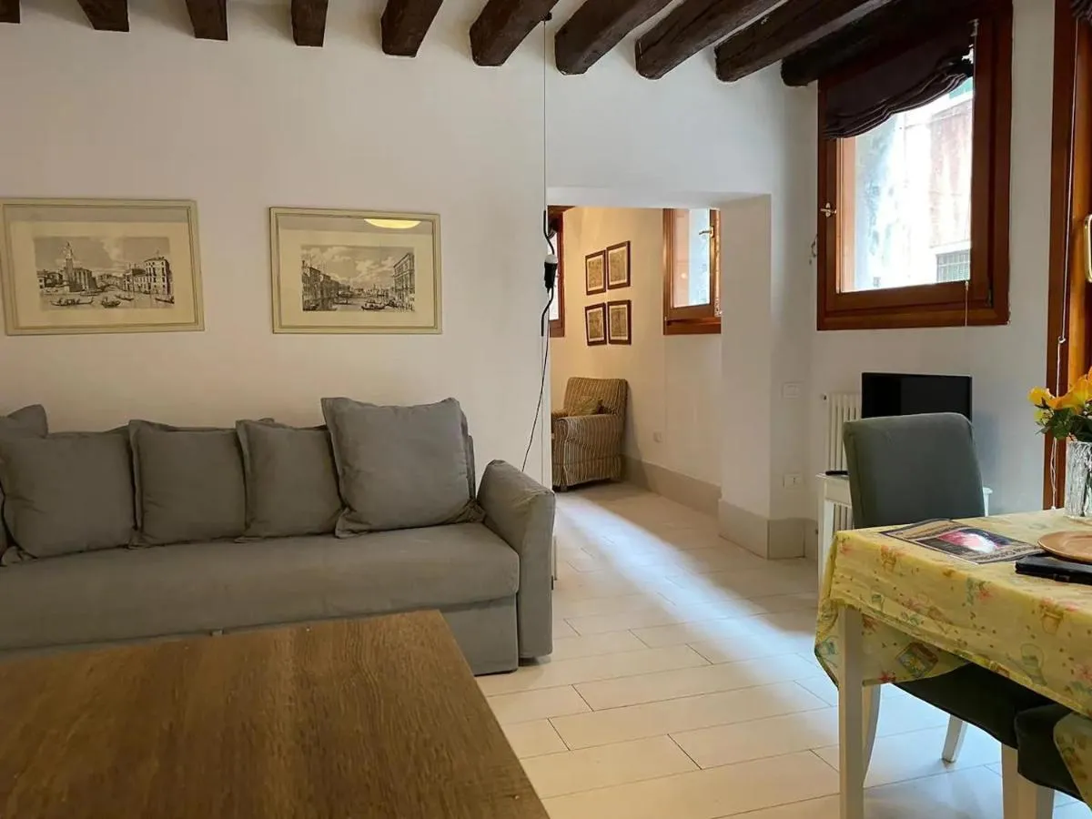 Image 4 of Ca Molin by Venicevillas, vista canale