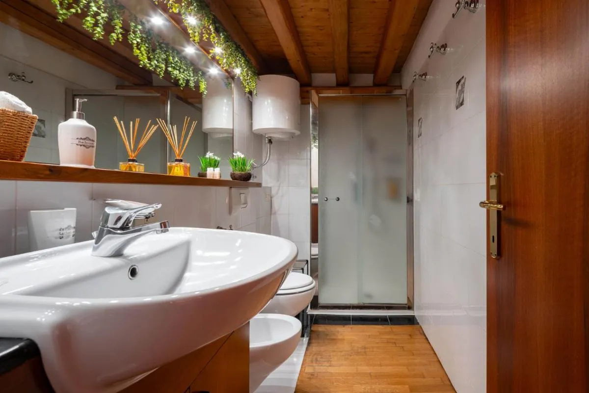 Image 2 of Central Suite – San Marco Venice