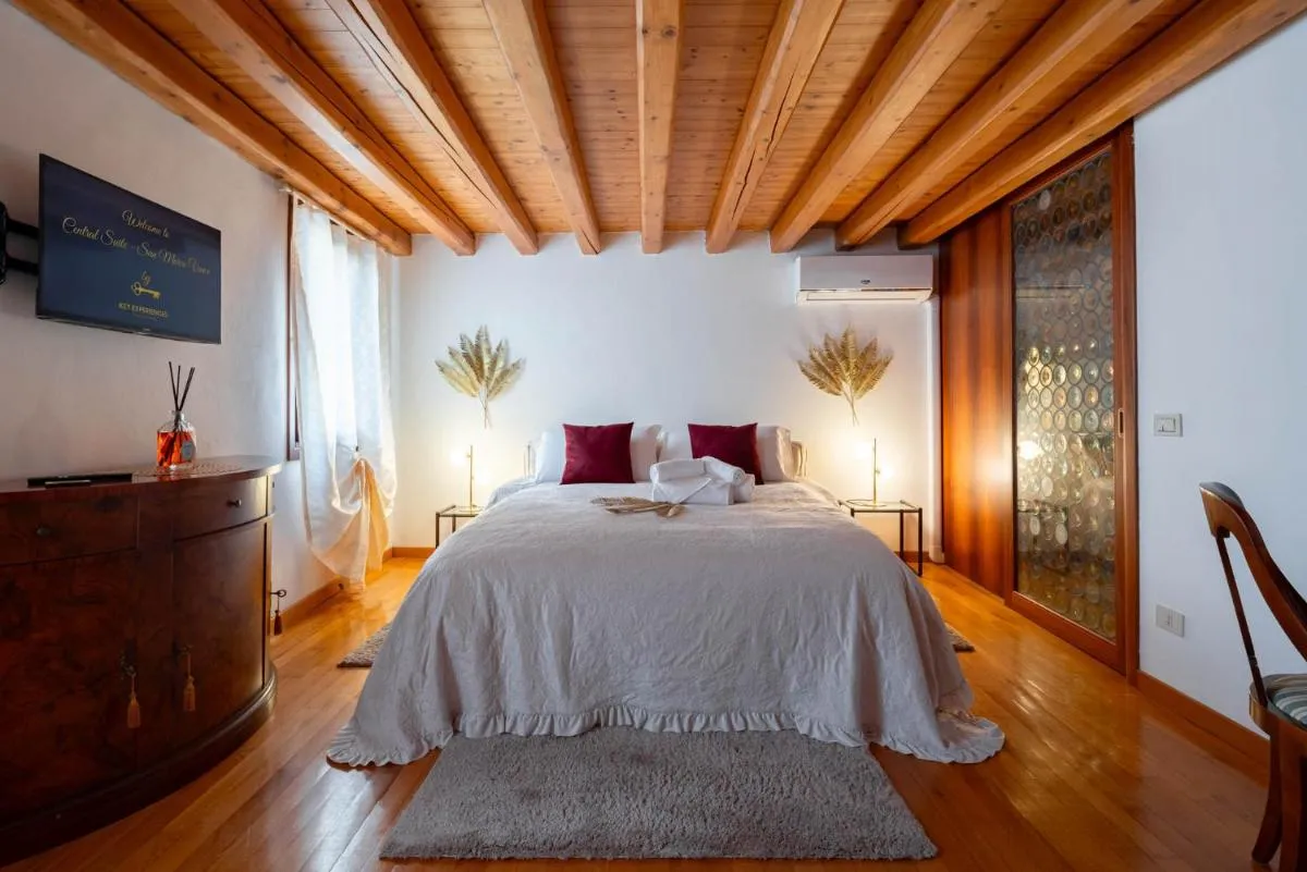 Image 5 of Central Suite – San Marco Venice