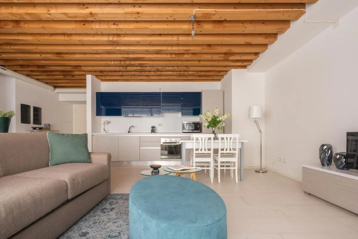 Image 1 of Centrale Mazzoni Apartments R&R