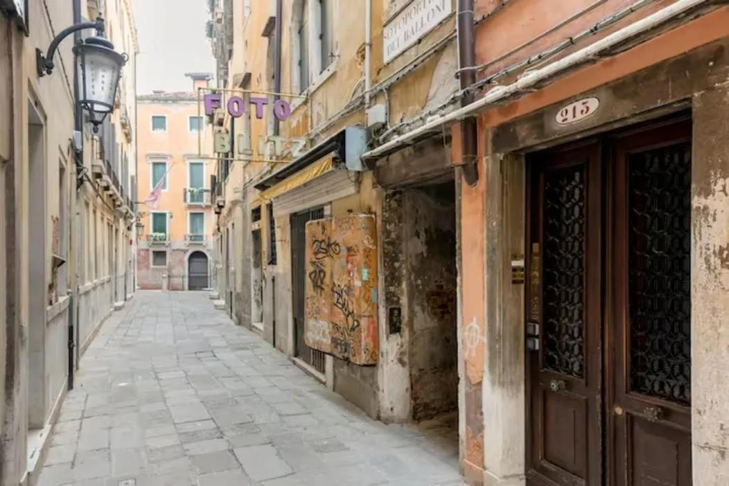 Image 4 of Clock Tower Apartment Piazza San Marco – Venice