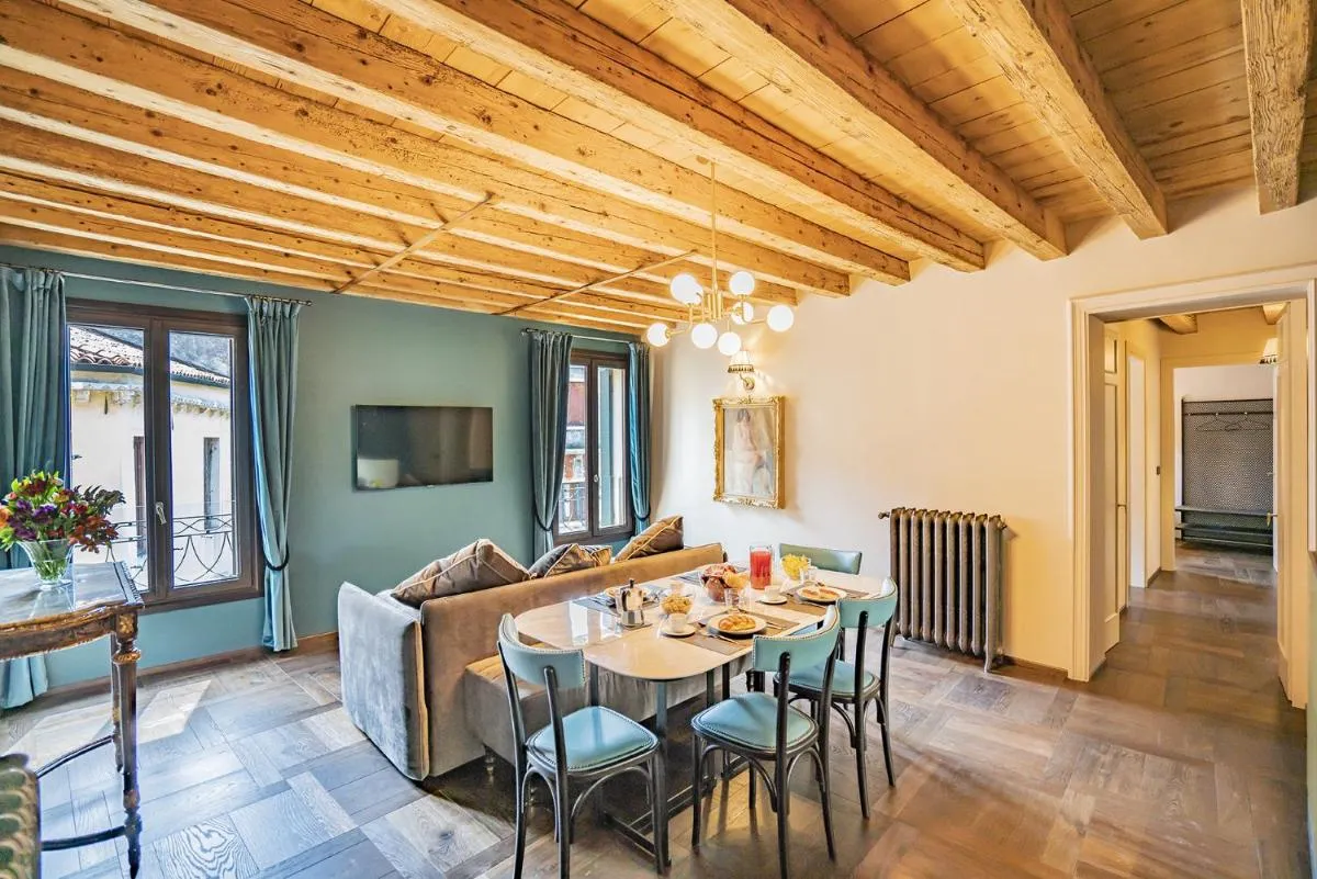 Image 4 of Corte Rubbi 9 Canal View -Dimora Italia –