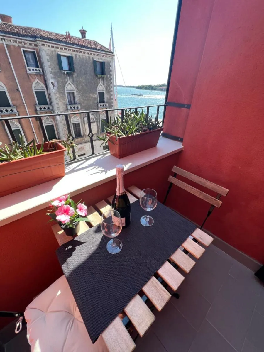 Image 1 of ELDA HOUSE VENICE