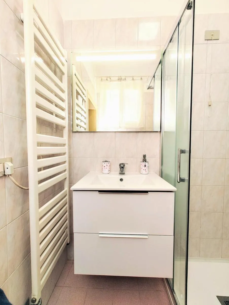 Image 3 of Home 4 You – Mestre Railway