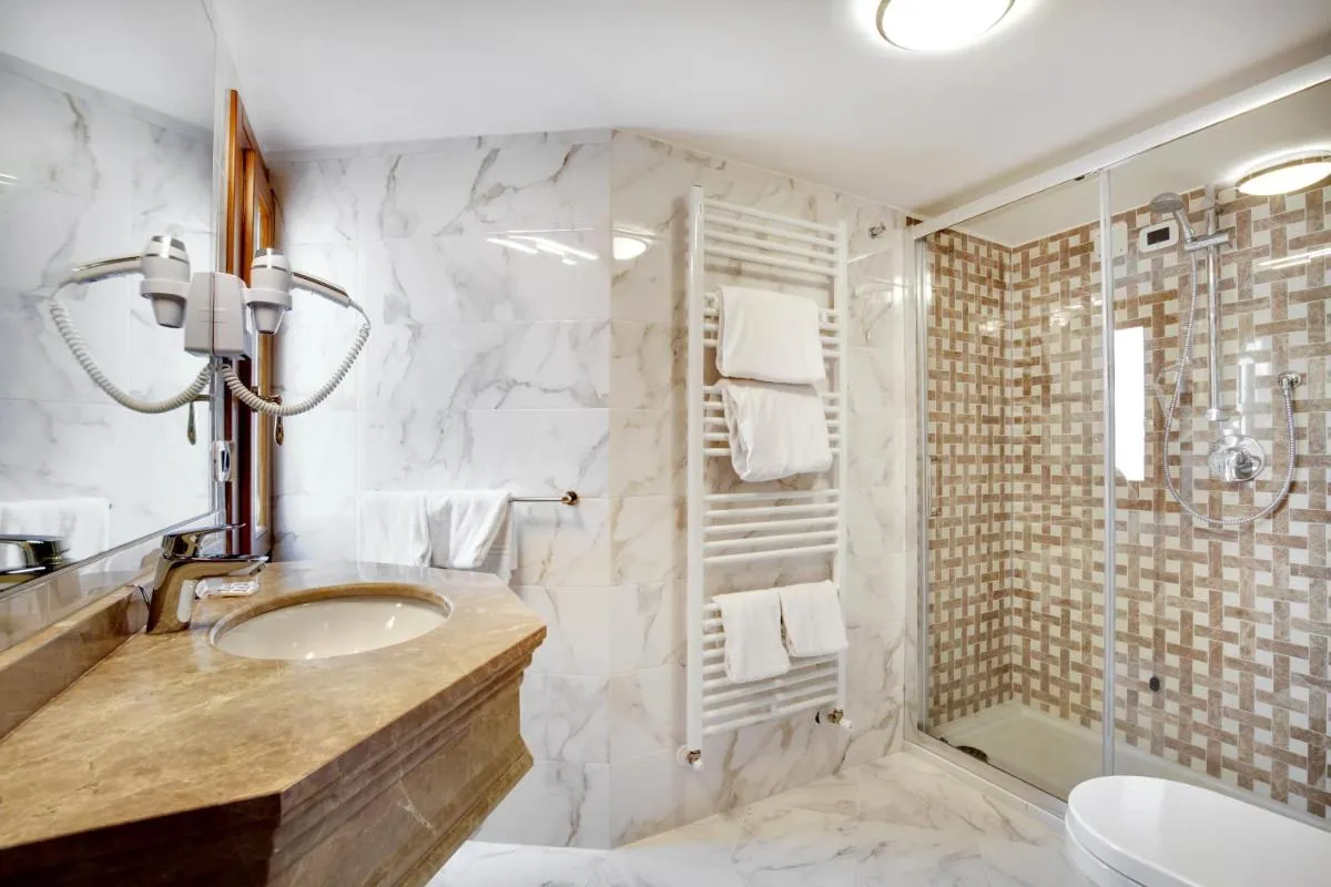 Image 2 of Hotel Casanova