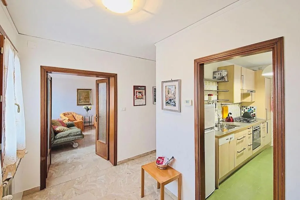 Image 3 of In the center of Venice