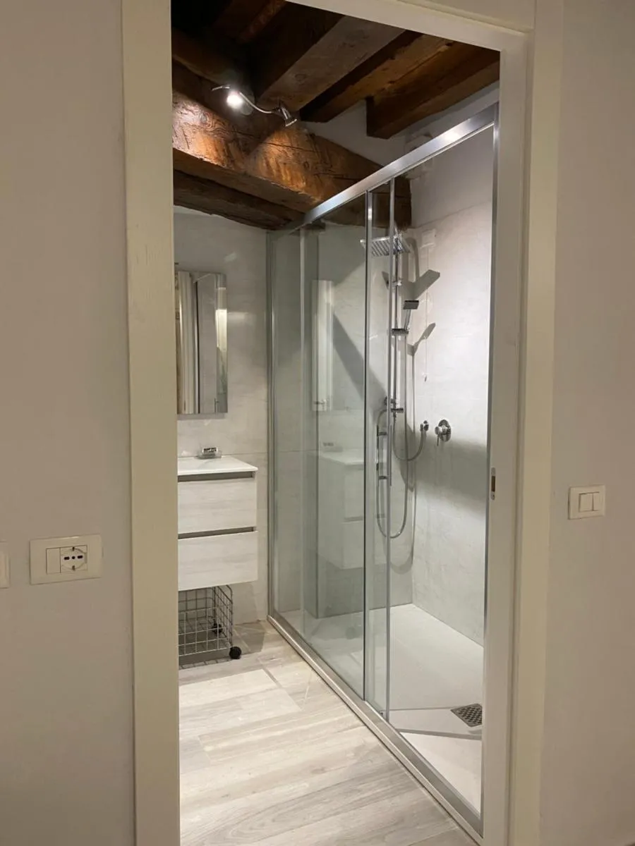 Image 2 of LN HOMES VENICE – San Marco Canal View