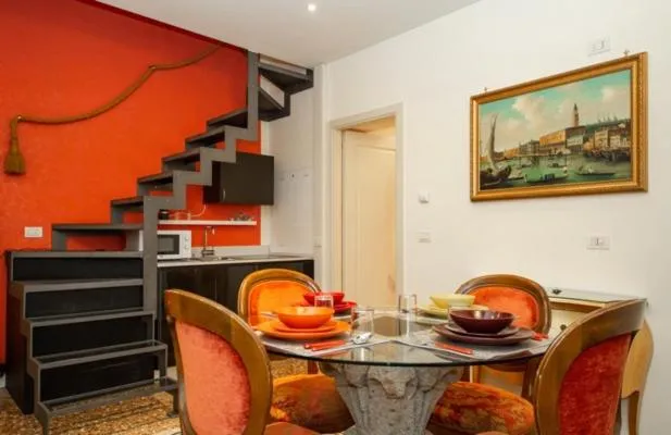 Image 3 of LUXURY APARTMENT San Marco Experience