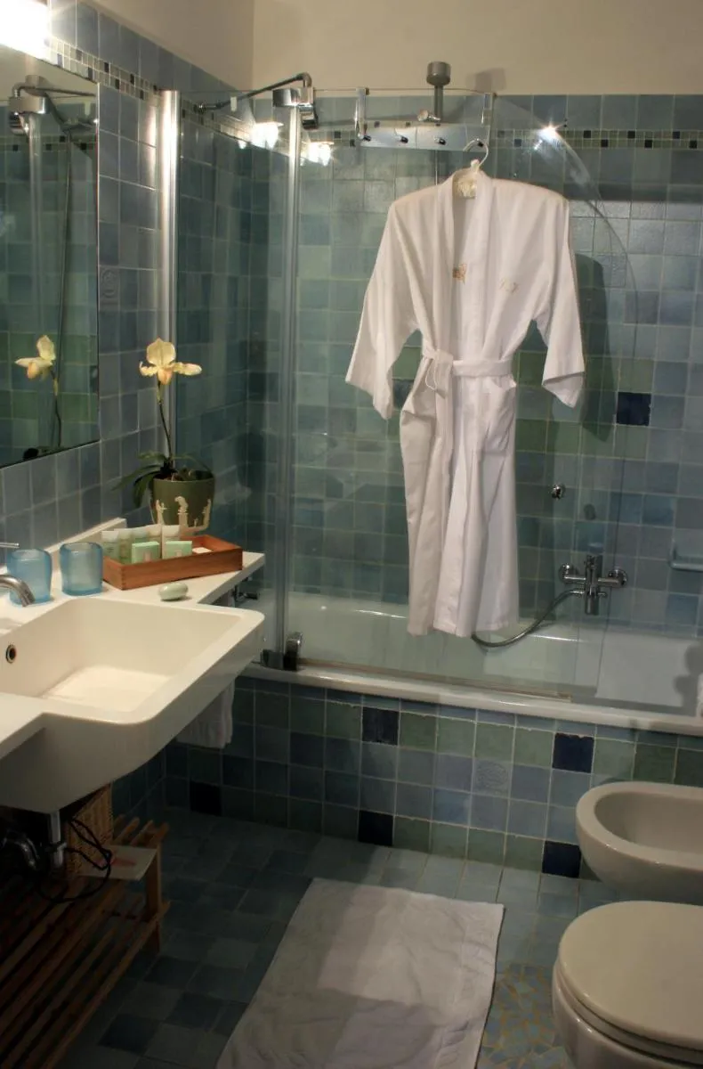 Image 3 of La Villeggiatura