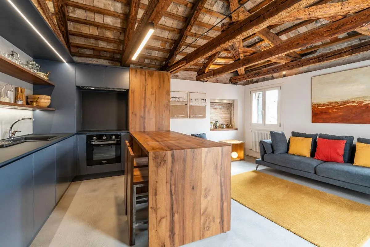 Image 3 of Lilia’s Loft