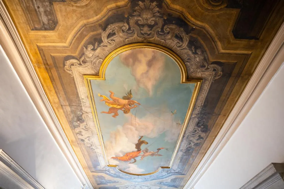 Image of Luxury and Elegance Calatrava