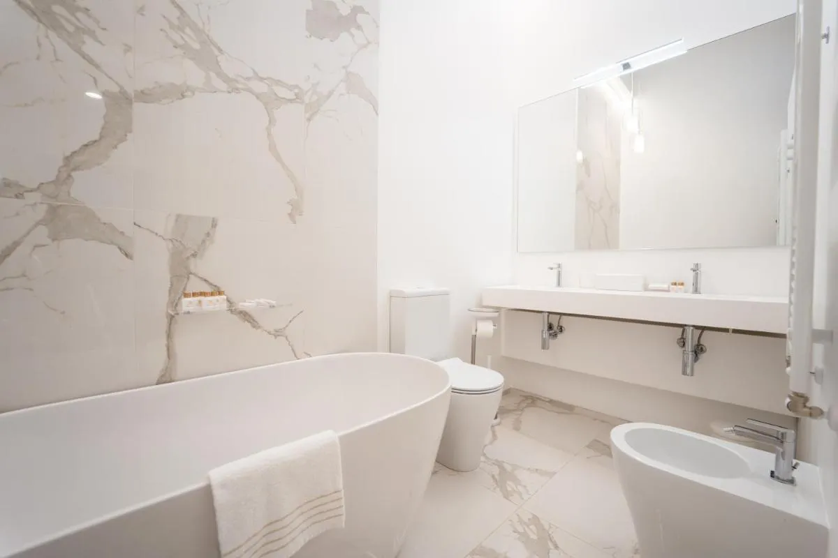 Image 2 of Luxury and Elegance Calatrava