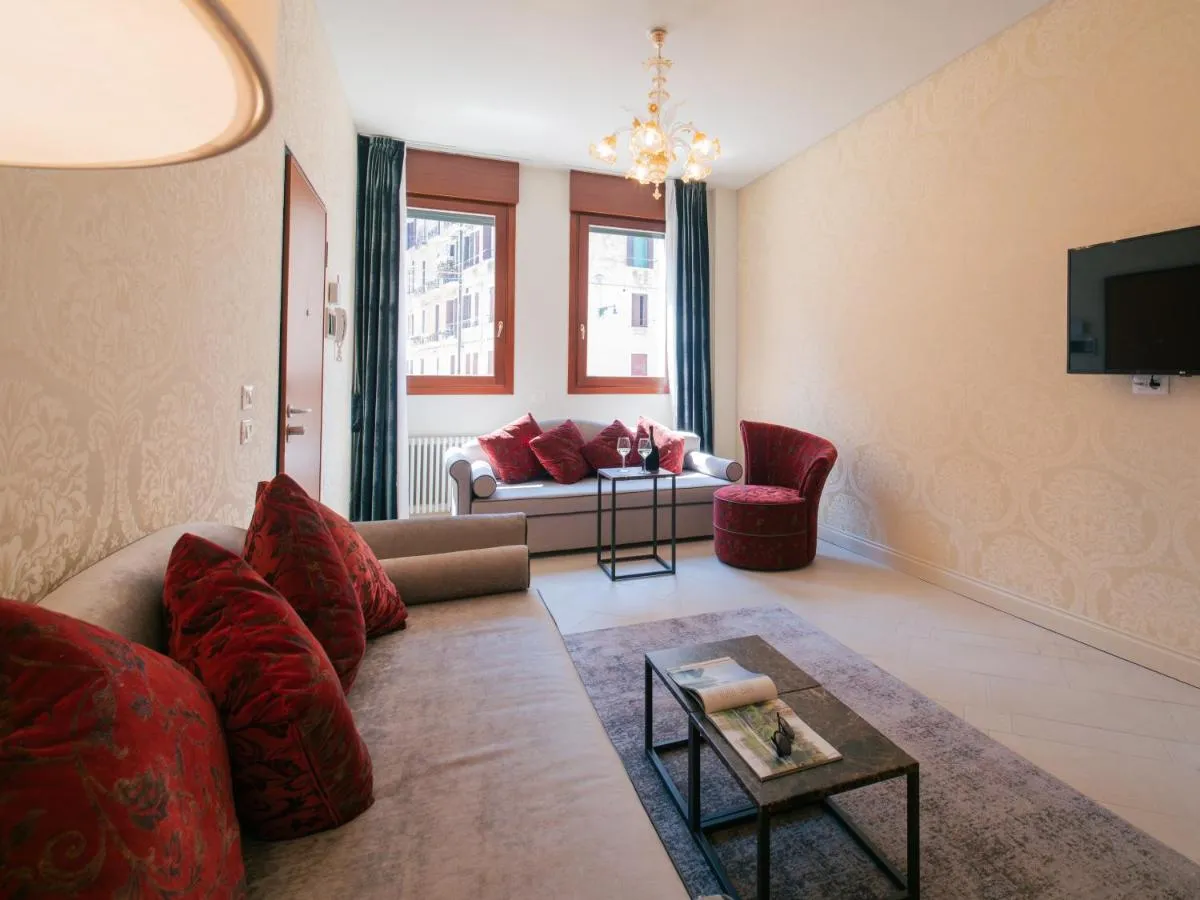 Image 1 of Marea Apartments