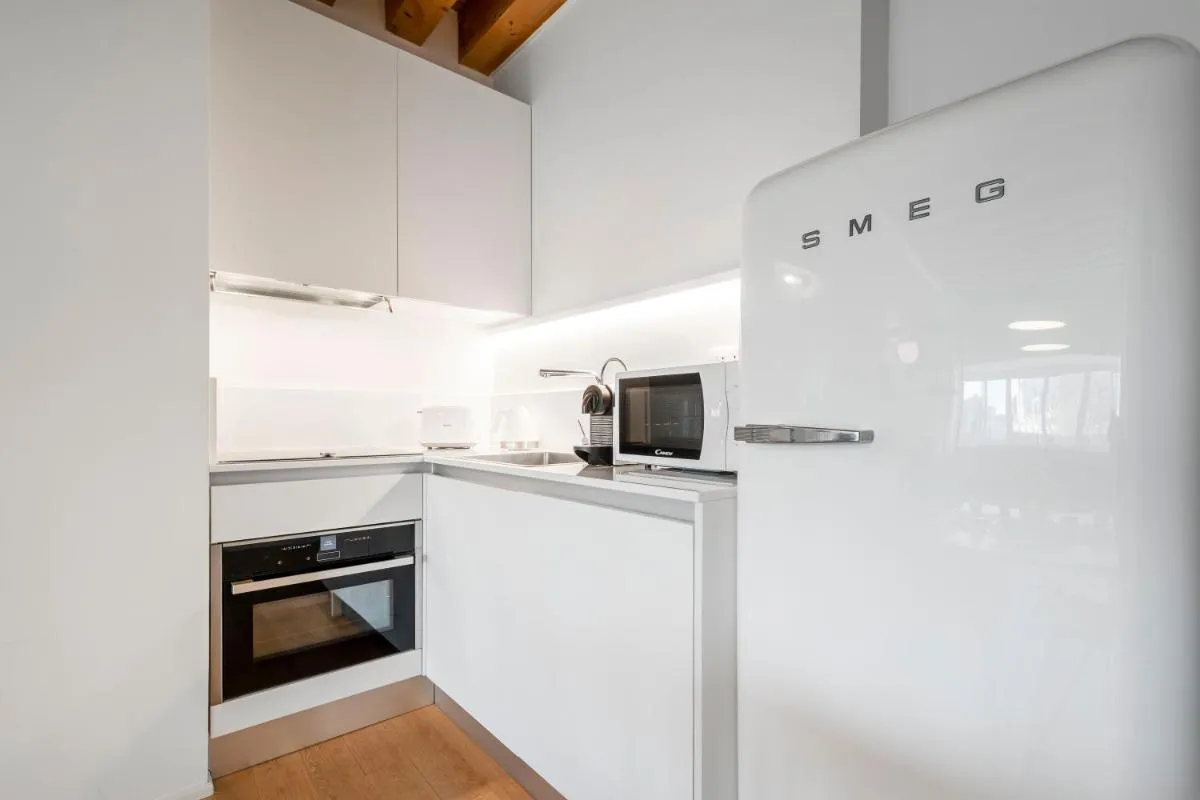 Image 6 of Mel House