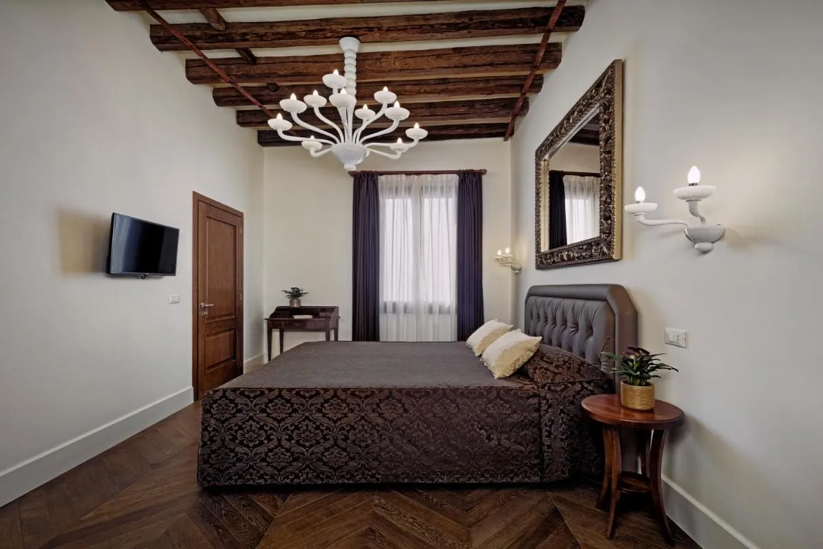 Image 4 of Porta da mar