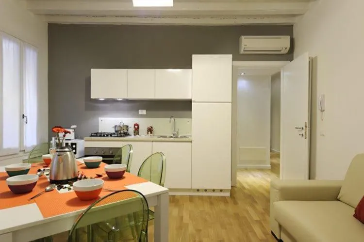 Image of Rialto al Manganer by Venicevillas