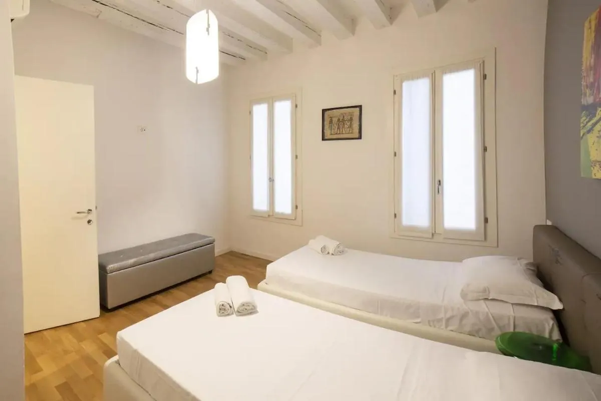 Image 6 of Rialto al Manganer by Venicevillas