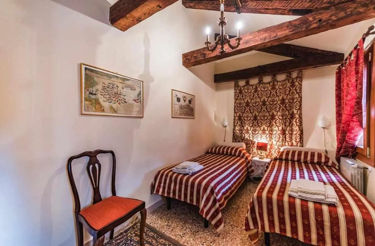 Image 1 of San Lio SuiteClose to S Marco square e wifi