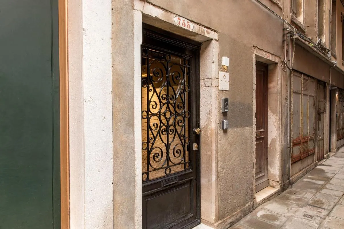 Image 5 of San Marco Suite 755