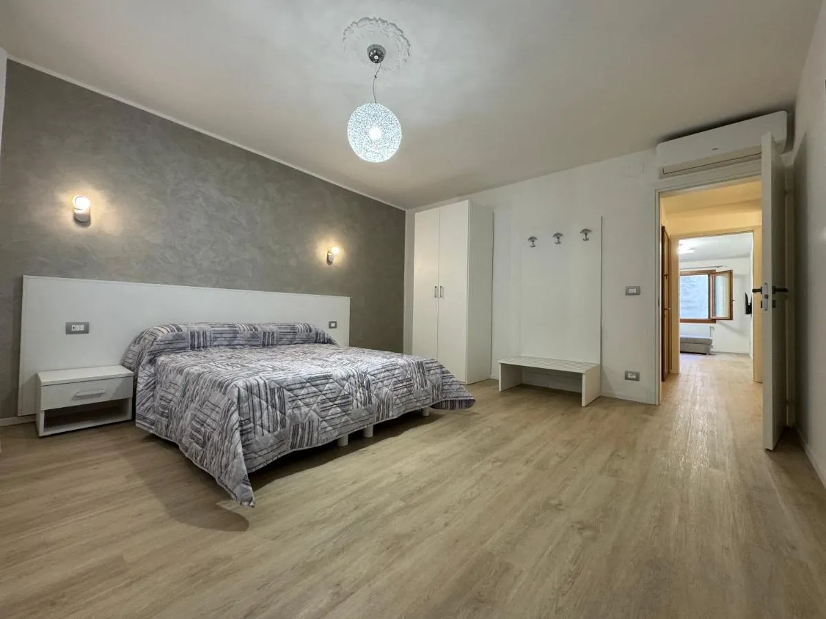 Image 1 of TheGlassHouse