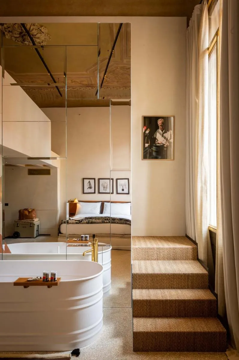 Image 3 of The Venice Venice Hotel