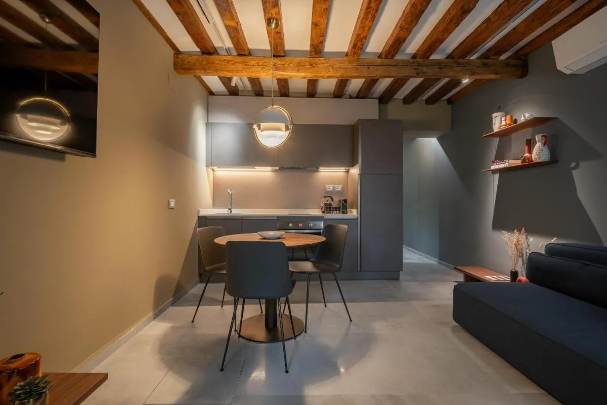 Image 4 of Venice Jewel Canal View by Wonderful Italy