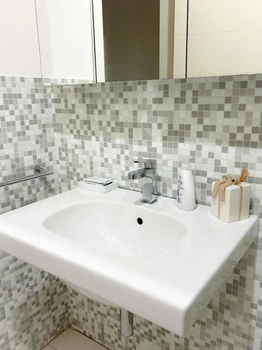 Image 3 of Venice Lucky House