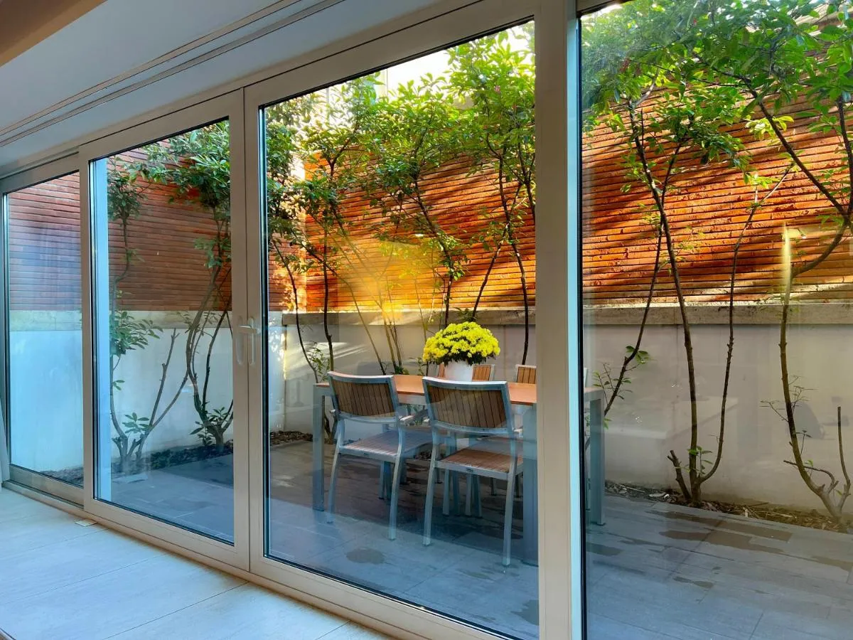 Image 5 of Venice Lucky House