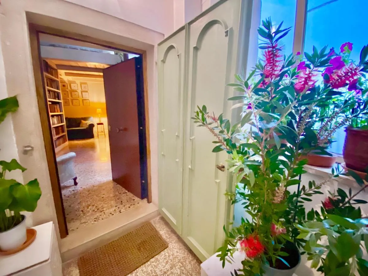 Image 4 of Venice Palace Luxury Apartment