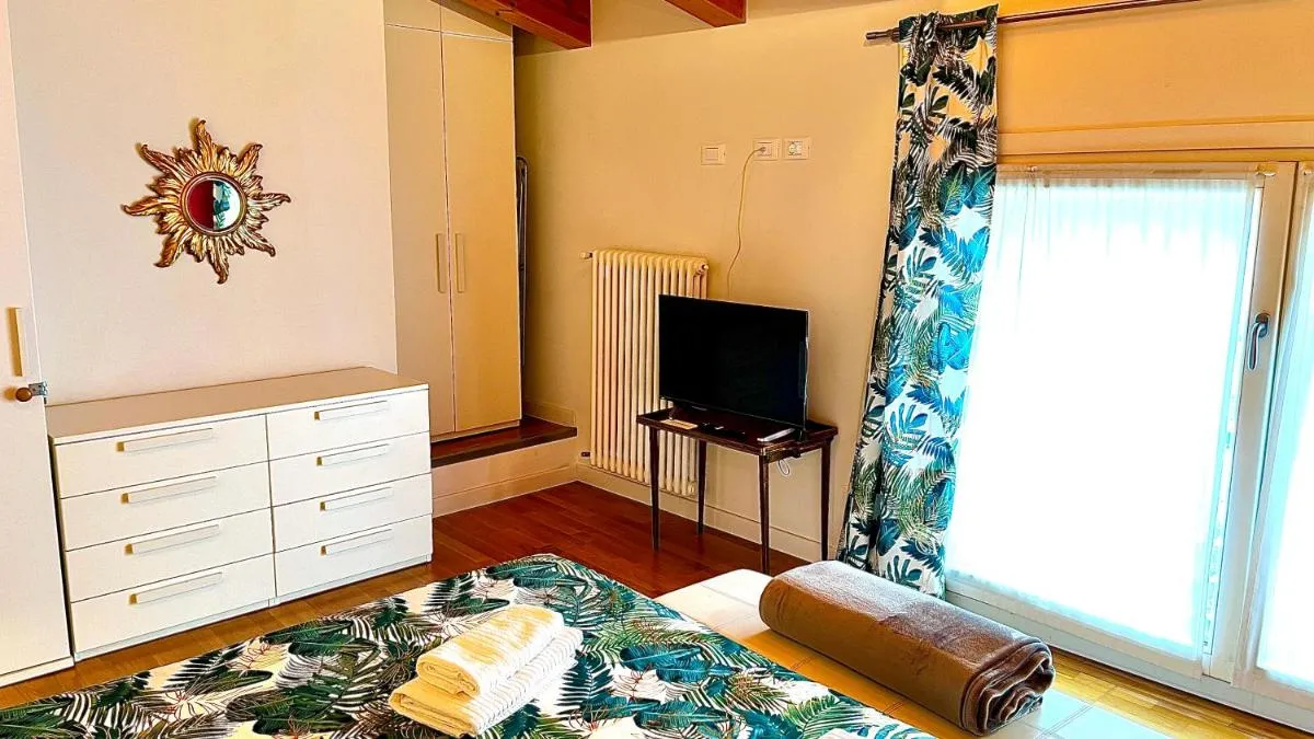 Image 4 of Venice Relax Garden