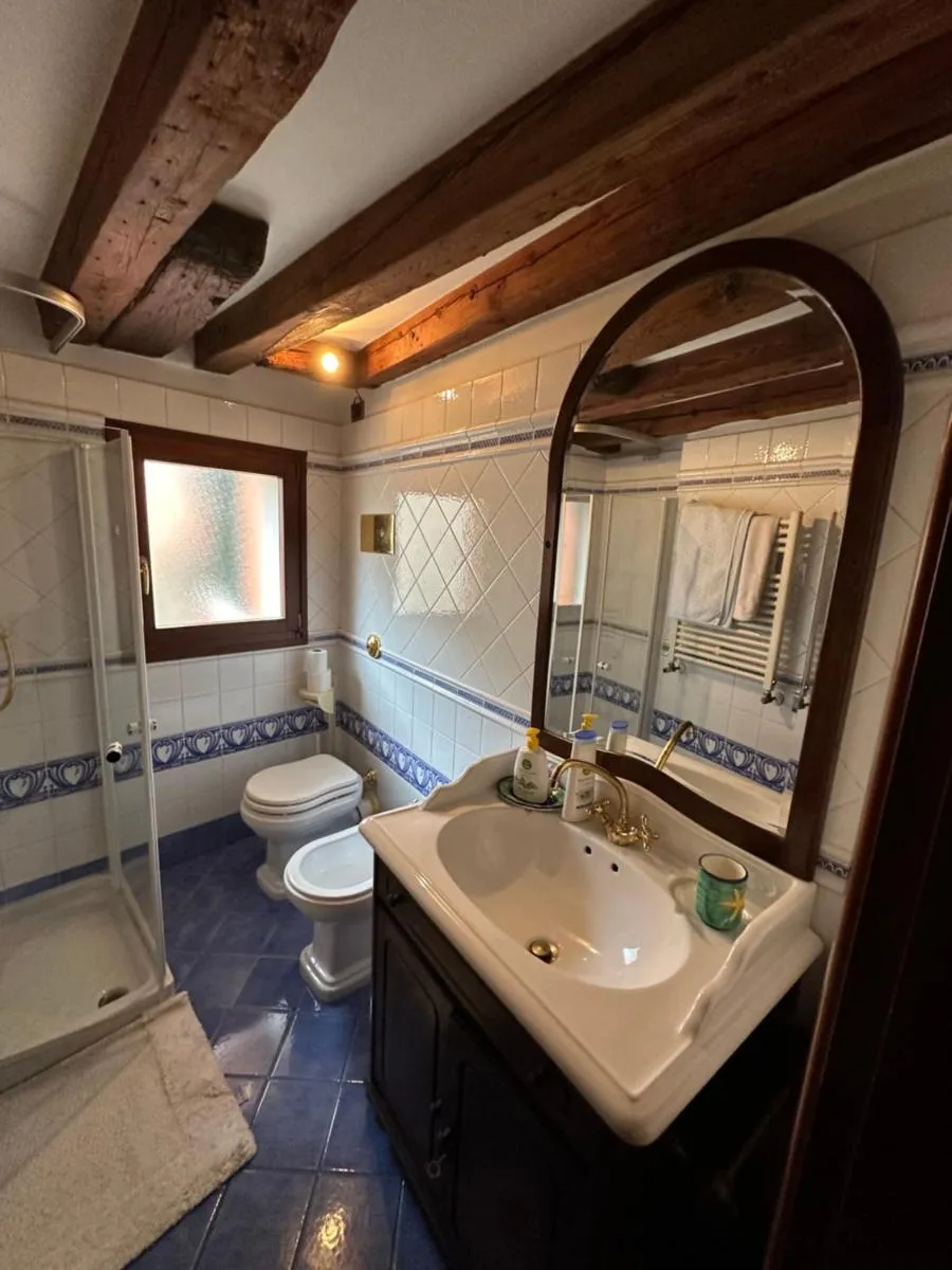 Image 2 of 1 Ca’del Traghetto Family Apartment