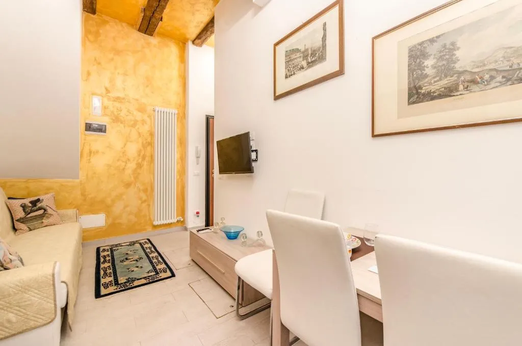 Image of ANDREA Venice FLAT Mezzanine Floor